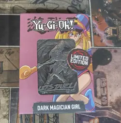 Yu-Gi-Oh! Dark Magician Girl Metal Card Limited Edition Collectible fanattik - Image 2
