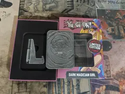 Yu-Gi-Oh! Dark Magician Girl Metal Card Limited Edition Collectible fanattik - Image 4