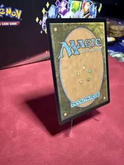 Magic: The Gathering Roaming Throne Artifact Creature Golem - Image 4