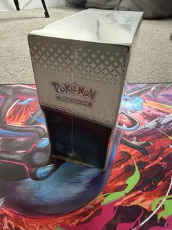 Pokemon TCG : Prismatic Evolutions - Elite Trainer Box (ETB) NEW/SEALED✅ - Image 3