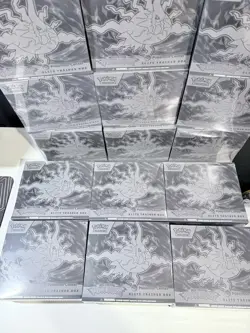 17 x Pokemon Pitch Black Elite Trainer Box (ETB) Pokemon Center ✅ ⚫ - Image 3