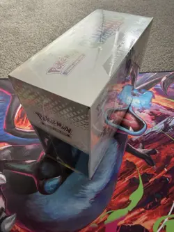 Pokemon TCG : Prismatic Evolutions - Elite Trainer Box (ETB) NEW/SEALED✅ - Image 4