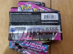 1 x Pokemon TCG Sword & Shield Fusion Strike Sealed Booster Pack | Genesect art - Image 2