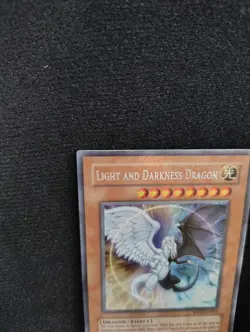 Light and Darkness Dragon Retro Pack 2 RP02-EN095 2020 Date Reprint - Image 3