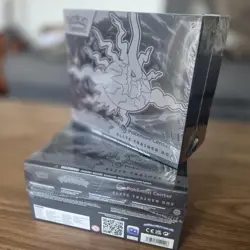 2x Pokemon TCG Pitch Black PKC Elite Trainer Box ETB Pokemon Center. In hand - Image 5