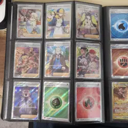 VSTAR UNIVERSE SET POKEMON COMES WITH ALL CARDS IN PHOTO AND BINDER. - Image 3