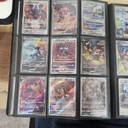 VSTAR UNIVERSE SET POKEMON COMES WITH ALL CARDS IN PHOTO AND BINDER. - Image 5