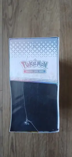 Pokemon TCG Scarlet And Violet Prismatic Evolutions Elite Trainer Box ETB Sealed - Image 4