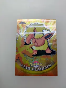 #136 Flareon - Topps Vintage RARE Chrome Pokemon Card (2000) - Image 1