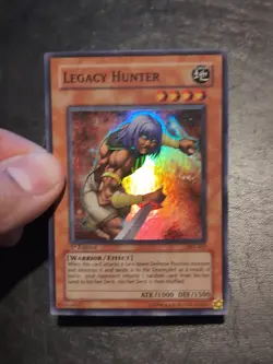 Yu-Gi-Oh! SUPER RARE CARD LEGACY HUNTER AST-067 1ST VLP - Image 2
