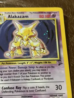 Wizards of the Coast Pokemon TCG Alakazam 1/130 Base Set 2 Holo Rare 1999 ENG - Image 5