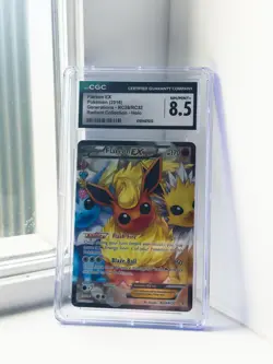 Flareon EX Full Art RC28/32 Generations Radiant Collection Holo Mint Pokemon - Image 1