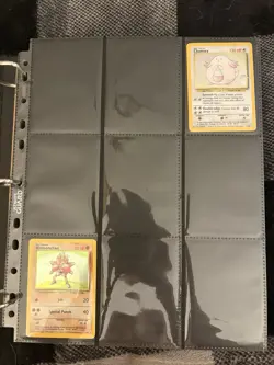Pokemon Base Set Ring Binder Original WOTC In Good Condition With Vintage Cards - Image 2