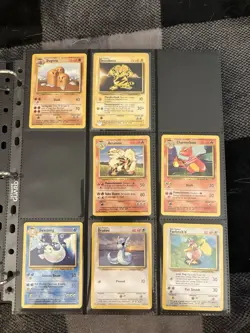 Pokemon Base Set Ring Binder Original WOTC In Good Condition With Vintage Cards - Image 4