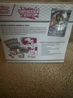 Pokemon TCG Scarlet & Violet—White Flare Elite Trainer Box English Reshiram - Image 2