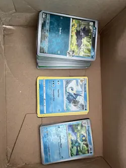 Mixed Set Pokemon Bulk 100+ Cards Including EX AND HOLOS - Image 1