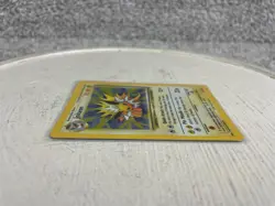 Vintage 2002 Legendary Collection Set Jolteon Holo Card Pokemon TCG 14/110 - Image 3