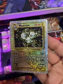 Pokemon TCG Magneton 28/110 Legendary Collection Reverse Holo Rare 80 DMG 2002 - Image 2