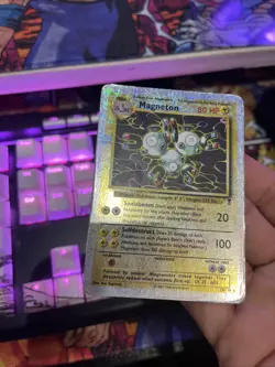 Pokemon TCG Magneton 28/110 Legendary Collection Reverse Holo Rare 80 DMG 2002 - Image 4