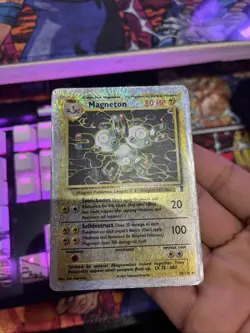 Pokemon TCG Magneton 28/110 Legendary Collection Reverse Holo Rare 80 DMG 2002 - Image 5