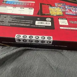 Pokemon TCG Pikachu V-UNION Gift Box 2024 Chinese Sealed, 25 Cards - Image 3