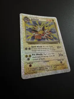 The Pokemon Company Jolteon Legendary Collection 14/110 Reverse Holo Rare Eng - Image 2