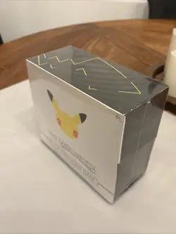 Pokemon TCG: 25th Anniversary Celebrations Elite Trainer Box (2021) 820650809439 - Image 3