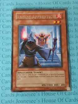 Arcane Apprentice CRMS-EN022 Silver Rare Yu-Gi-Oh Card (U) New - Image 3