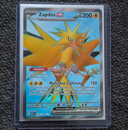 The Pokemon Company Zapdos ex SV: Scarlet & Violet 151 192/165 UR Holo EN 200HP - Image 1