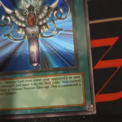 Konami Yu-Gi-Oh! TCG Monster Reborn LOB-E096 Foil Ultra Rare Unlimited NM/LP - Image 5