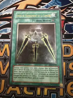 Yu-Gi-Oh! Swords of Concealing Light Ultimate Rare FET-EN042 French 1st Ed LP/MP - Image 2