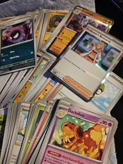 Paldean Fates Bulk Lot 600 Common/Uncommon/Trainer/Reverse/Rare Pokemon - Image 2