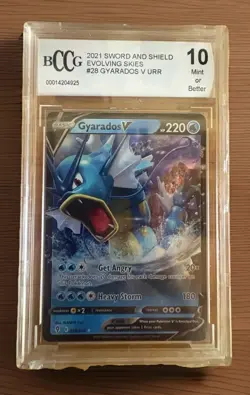 Pokemon 2021 Sword and Shield Evolving Skies Gyarados v Ultra Rare Card #28 - Image 1