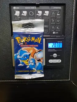 Blastoise Long Crimp 1999 WOTC Pokemon Unlimited Base Set Booster Pack - Image 4