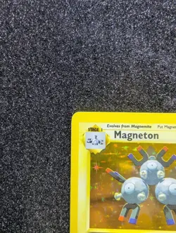 Magneton 9/102 Base Set Holo Rare Pokemon Card WOTC LP/NM EXCELLENT - Image 2