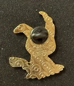 Mimikyu Pokemon TCG Official Pin - Image 2