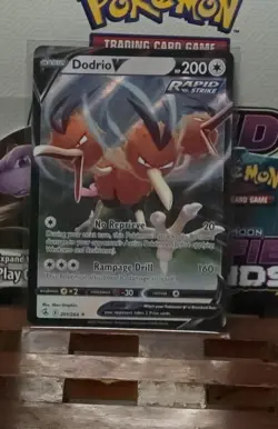 Pokemon TCG Dodrio V Fusion Strike 201/264 Holo Ultra Rare - Image 1
