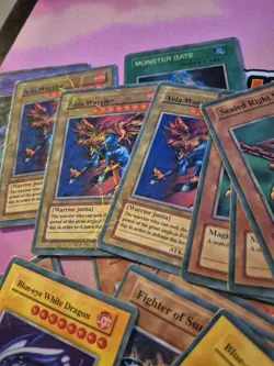 Konami Yu-Gi-Oh! TCG COUNTERFEIT Lot of Cards Novelty Foils/Vintage Fakes - Image 2