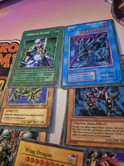Konami Yu-Gi-Oh! TCG COUNTERFEIT Lot of Cards Novelty Foils/Vintage Fakes - Image 3