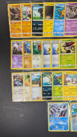 Pokemon TCG Bulk Lot Of 32 Random Cards - Multiple Sets, Holos, See Descrip. - Image 3
