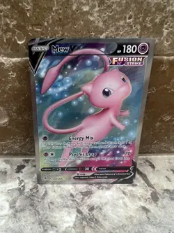 Pokemon Mew v TCG Full Art Holo Rare Card 250/264 Fusion Strike - Image 1