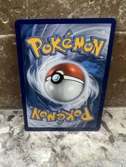 Pokemon Mew v TCG Full Art Holo Rare Card 250/264 Fusion Strike - Image 2
