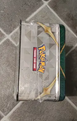 Pokemon TCG Spring 2022 Collector's Chest/Lunchbox Tin Legends Arceus Brand New - Image 5