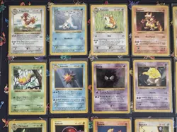 Pokemon TCG Shadowless Base Set Lot of 35 WotC Vintage 1999 Pokemon Cards - Image 3