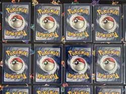Pokemon TCG Shadowless Base Set Lot of 35 WotC Vintage 1999 Pokemon Cards - Image 4