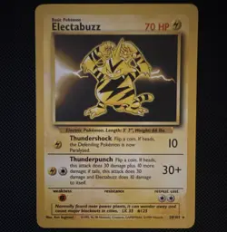 Wizards of the Coast Pokemon TCG Electabuzz 20/102 Base Set Unlimited Rare 70 HP - Image 1