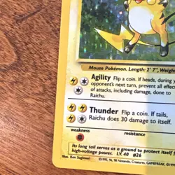 Pokemon TCG Raichu Holo Rare 14/102 Base Set EN 1999 Stage 1 80 HP - Image 2