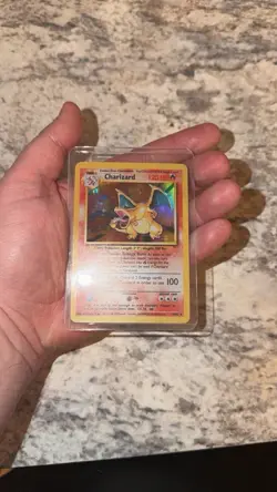 Pokemon TCG Base Set Charizard 4/102 Holo Rare 1999 Unlimited Vintage Card - Image 5