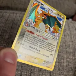 Charizard (Delta Species) 4/100 EX Crystal Guardians Holo 2006 Pokemon card Rare - Image 4
