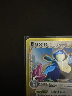 Blastoise (2/100) EX Crystal Guardians Delta Species Holo Pokemon Card! - Image 2